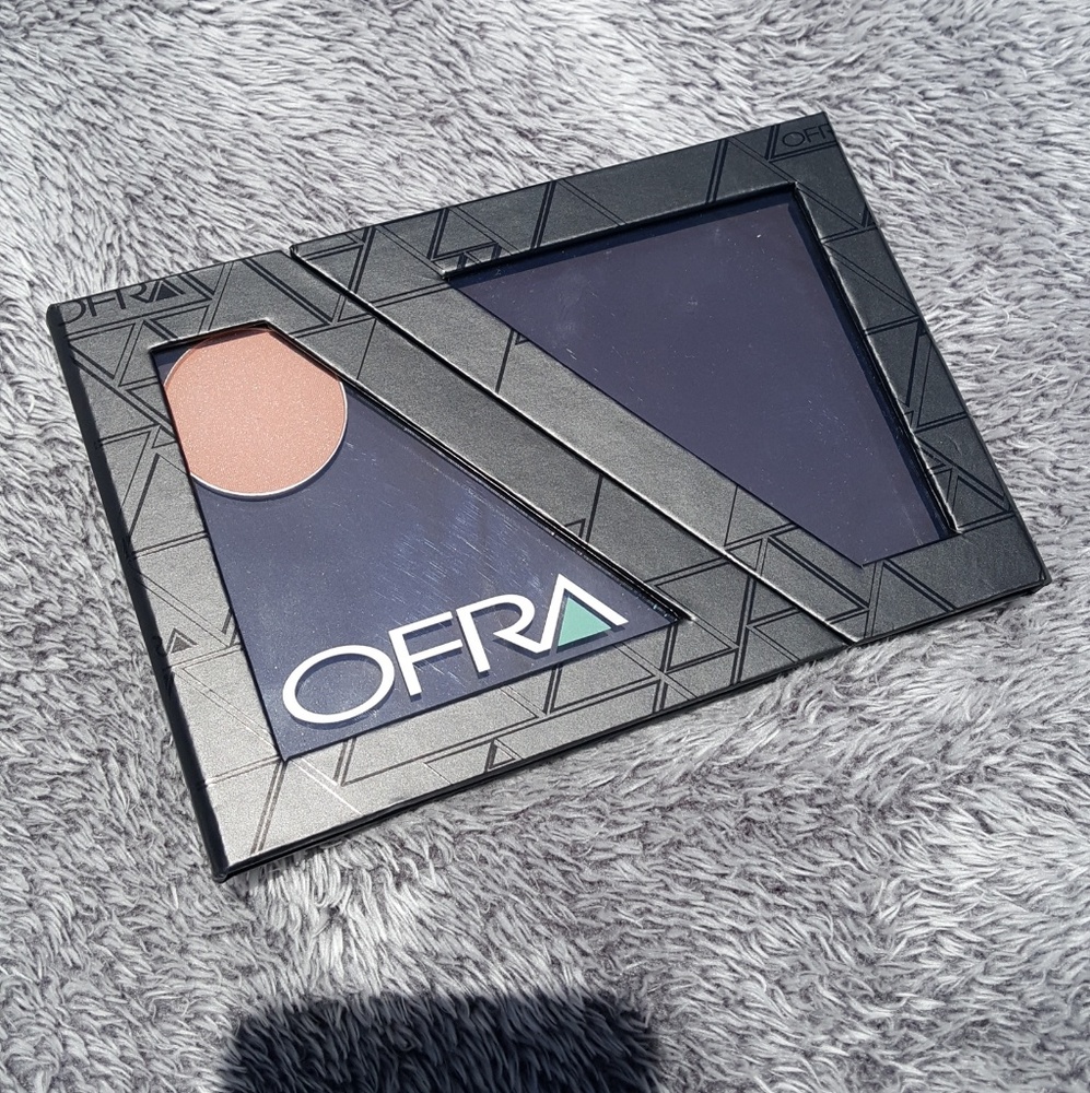 Ofra magnetic pallet for pans w/ Ofra Blush